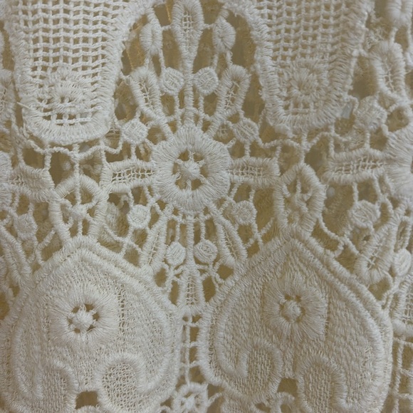 Topper - Picture 5 of 6